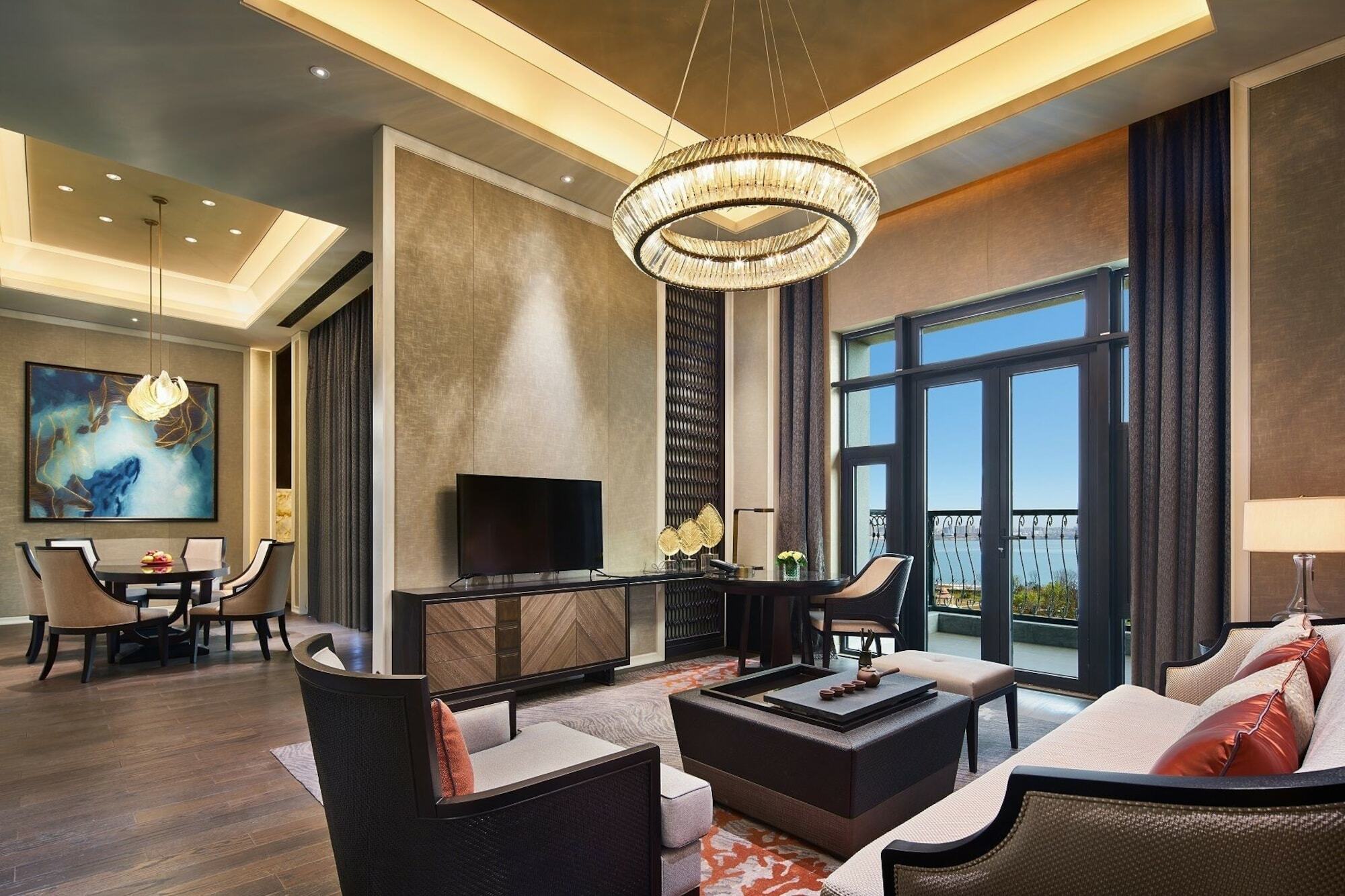 Wanda Realm Qingdao Movie Metropolis Hotel Екстериор снимка