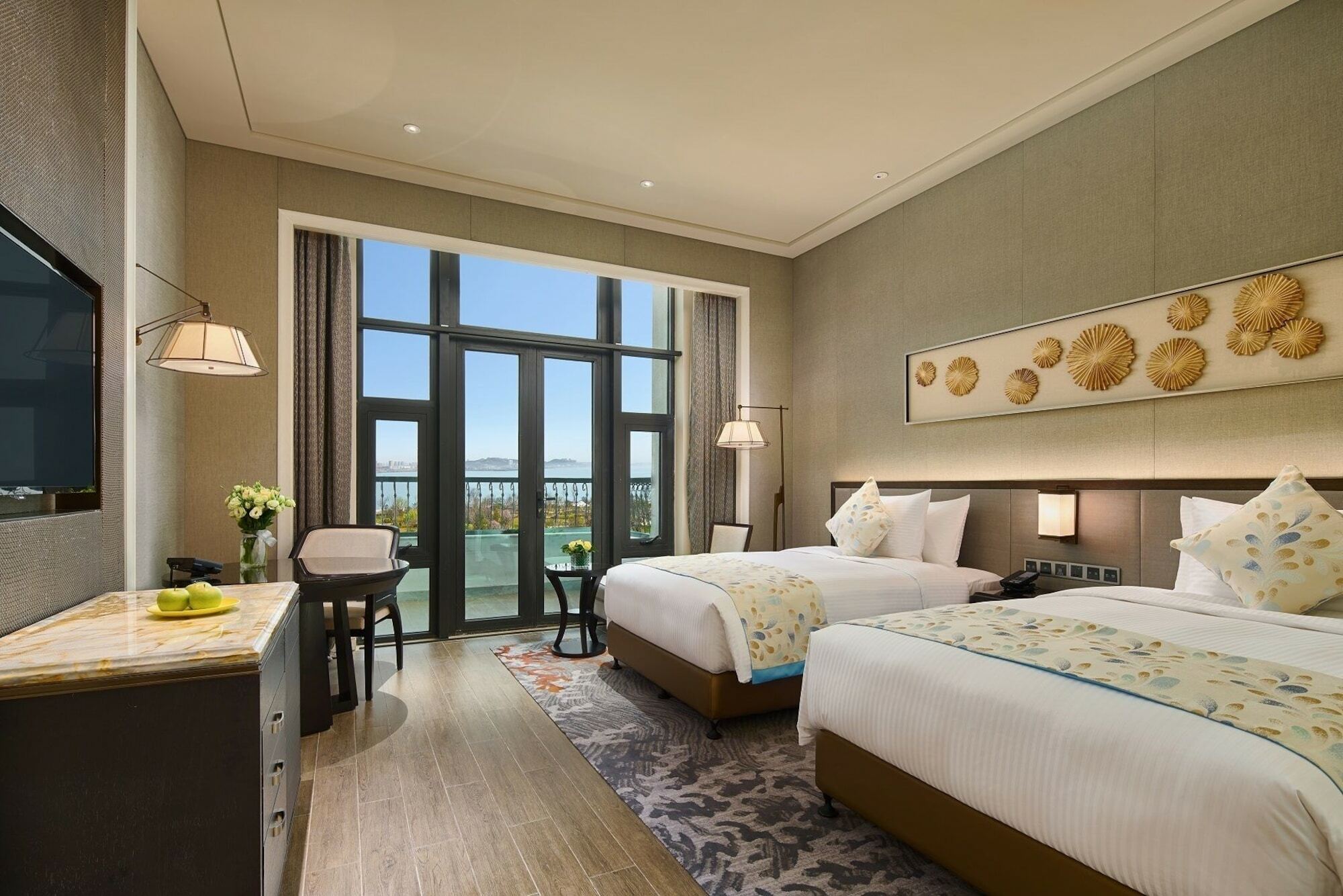 Wanda Realm Qingdao Movie Metropolis Hotel Екстериор снимка