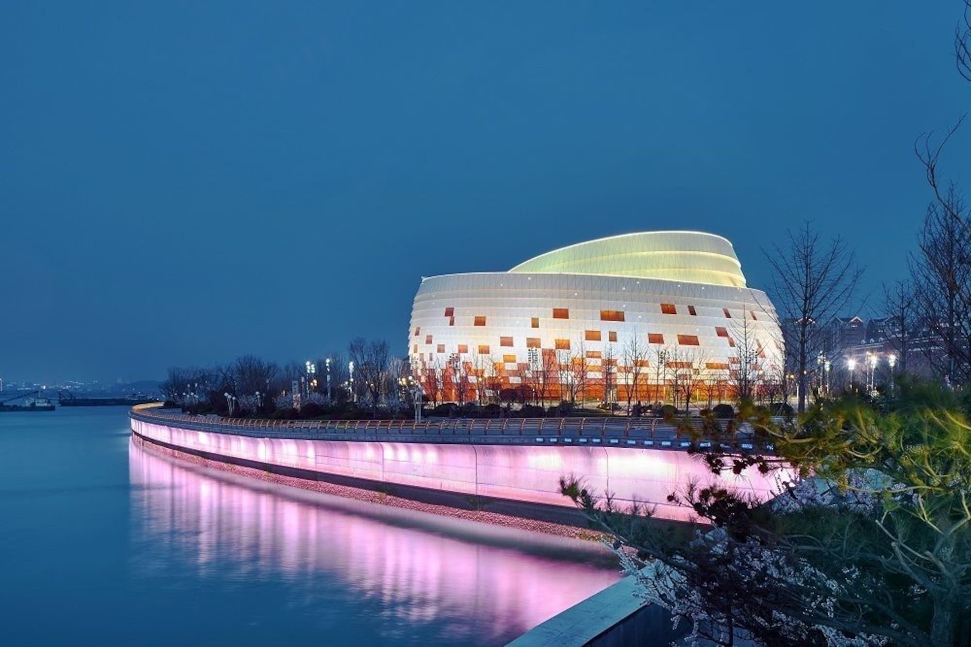 Wanda Realm Qingdao Movie Metropolis Hotel Екстериор снимка