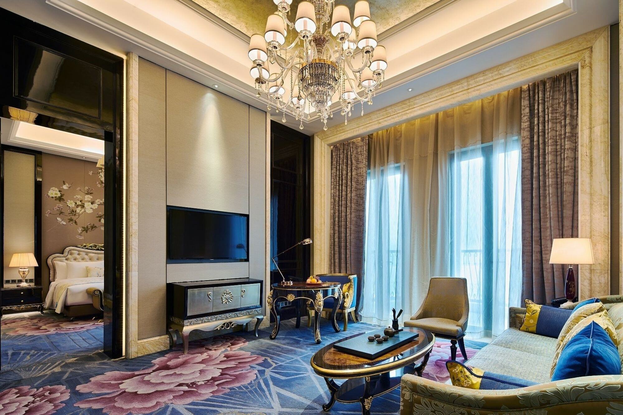 Wanda Realm Qingdao Movie Metropolis Hotel Екстериор снимка
